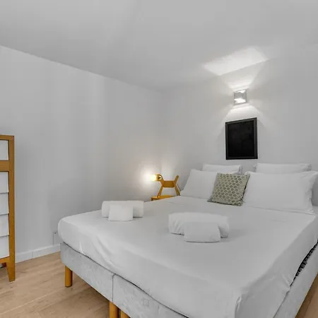 Le Jardin De Lucette - Belle Maison Avec Jardin Arbore Dans